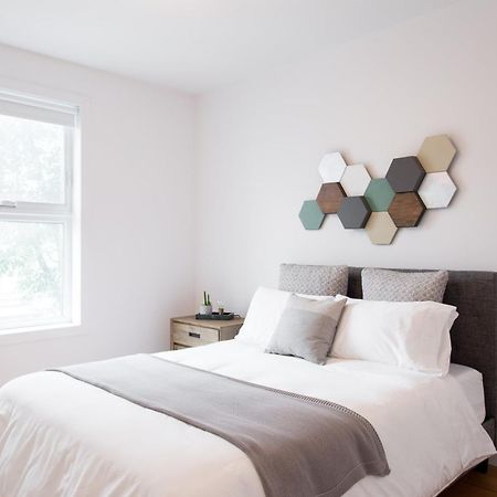 מונטריאול Hip, Stylish Apartment In Little Italy By Den Stays A חדר תמונה
