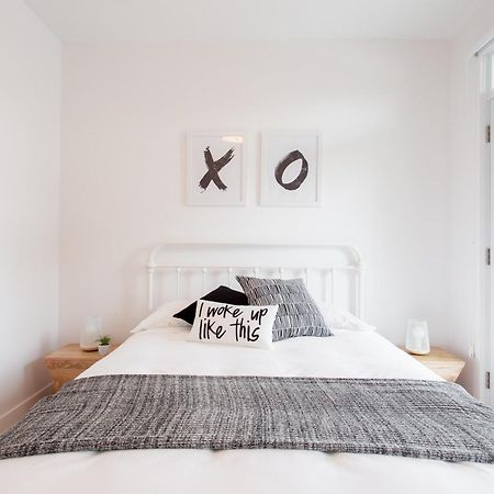 מונטריאול Hip, Stylish Apartment In Little Italy By Den Stays A חדר תמונה