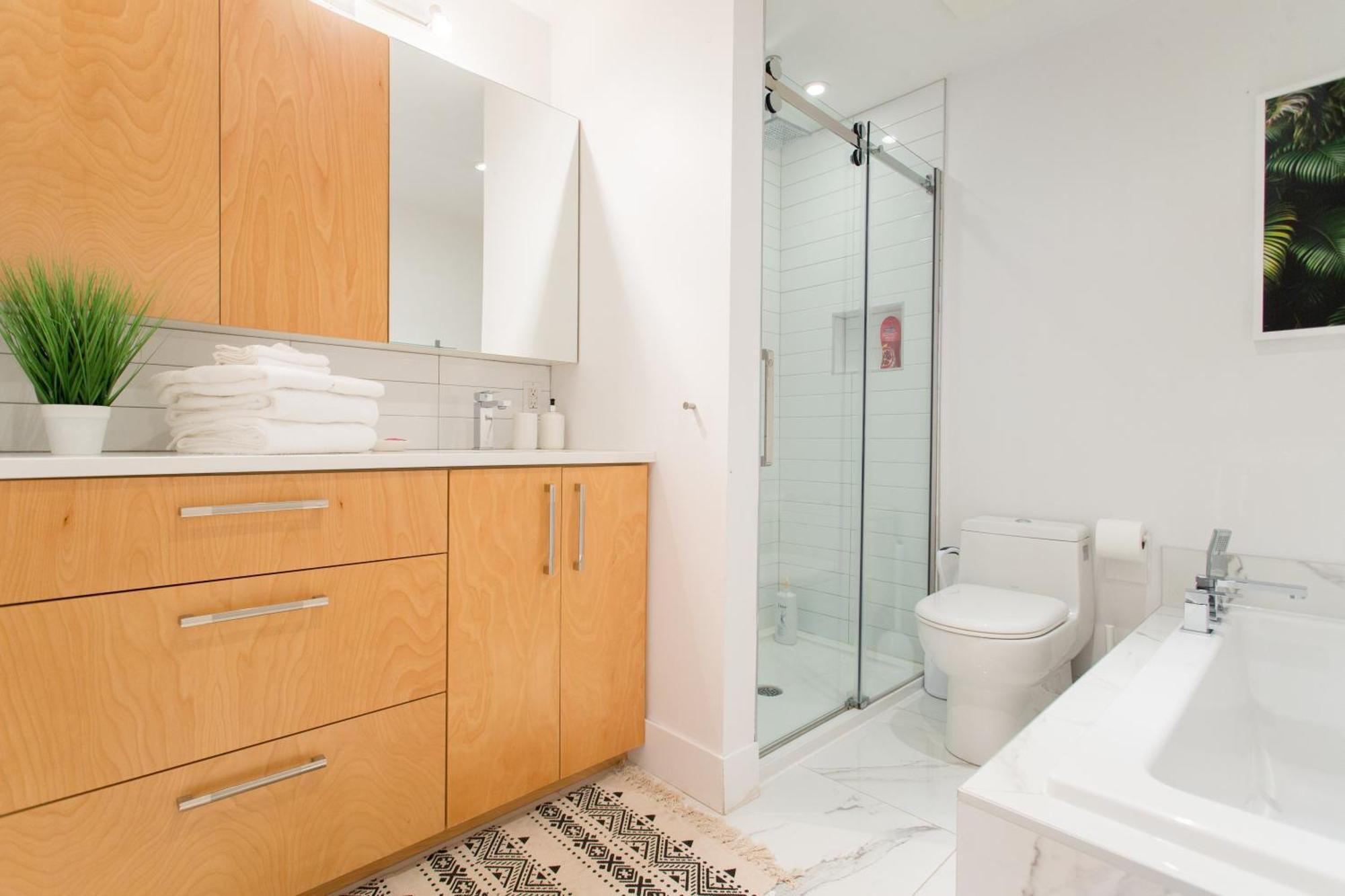 מונטריאול Hip, Stylish Apartment In Little Italy By Den Stays A חדר תמונה