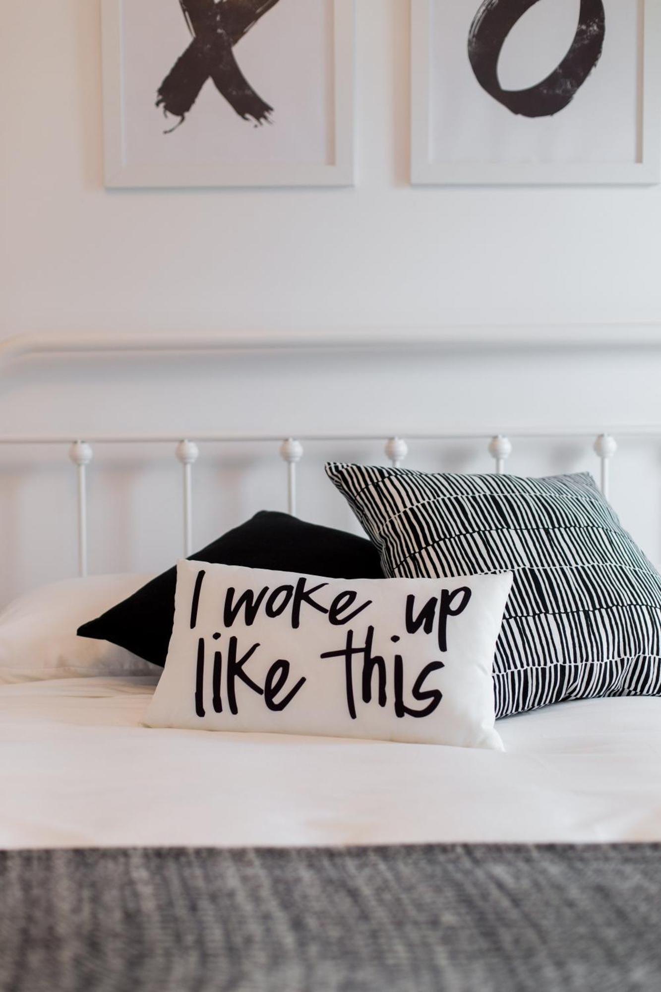 מונטריאול Hip, Stylish Apartment In Little Italy By Den Stays A חדר תמונה
